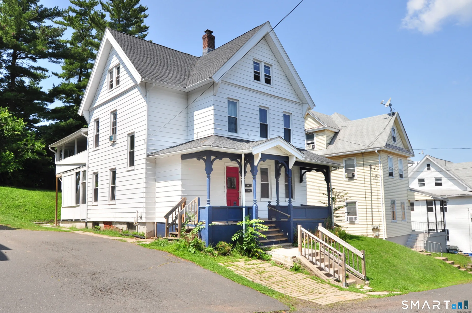 15 Emmons Place, New Britain, CT