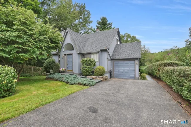 232 Jones Road, Naugatuck, CT