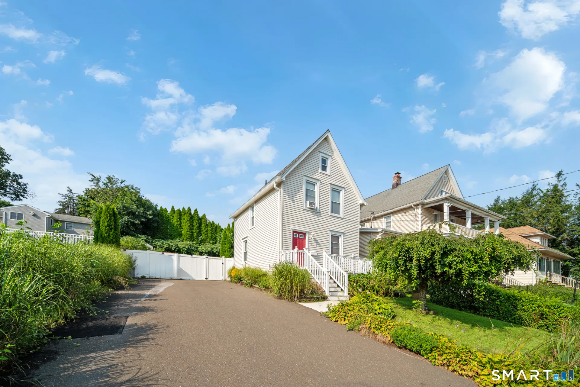 16 Fairfield Avenue, Shelton, CT