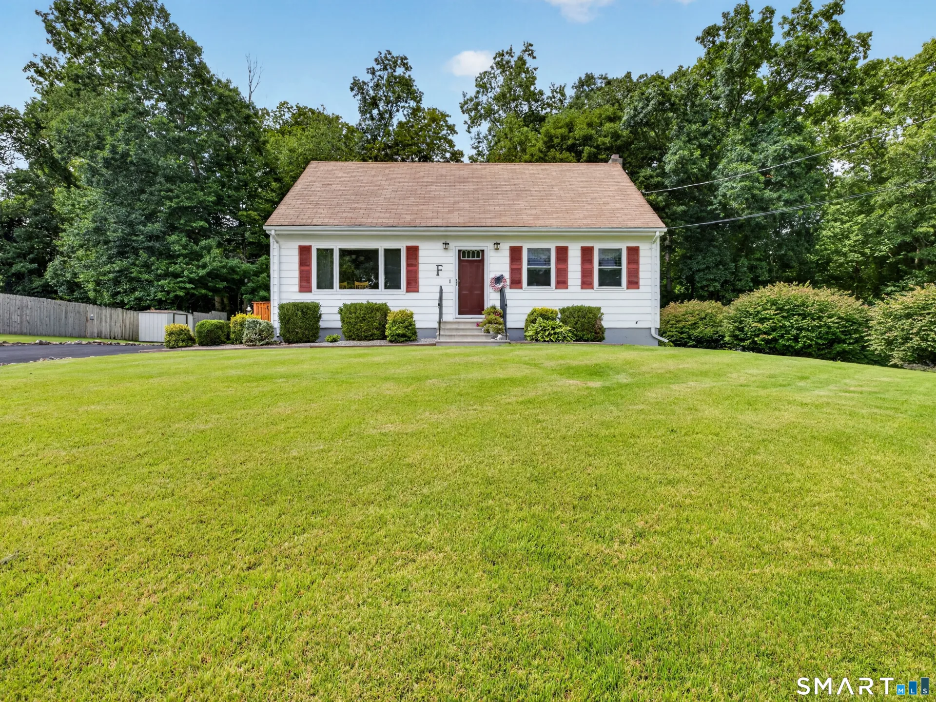 16 Philanne Drive, Norwich, CT