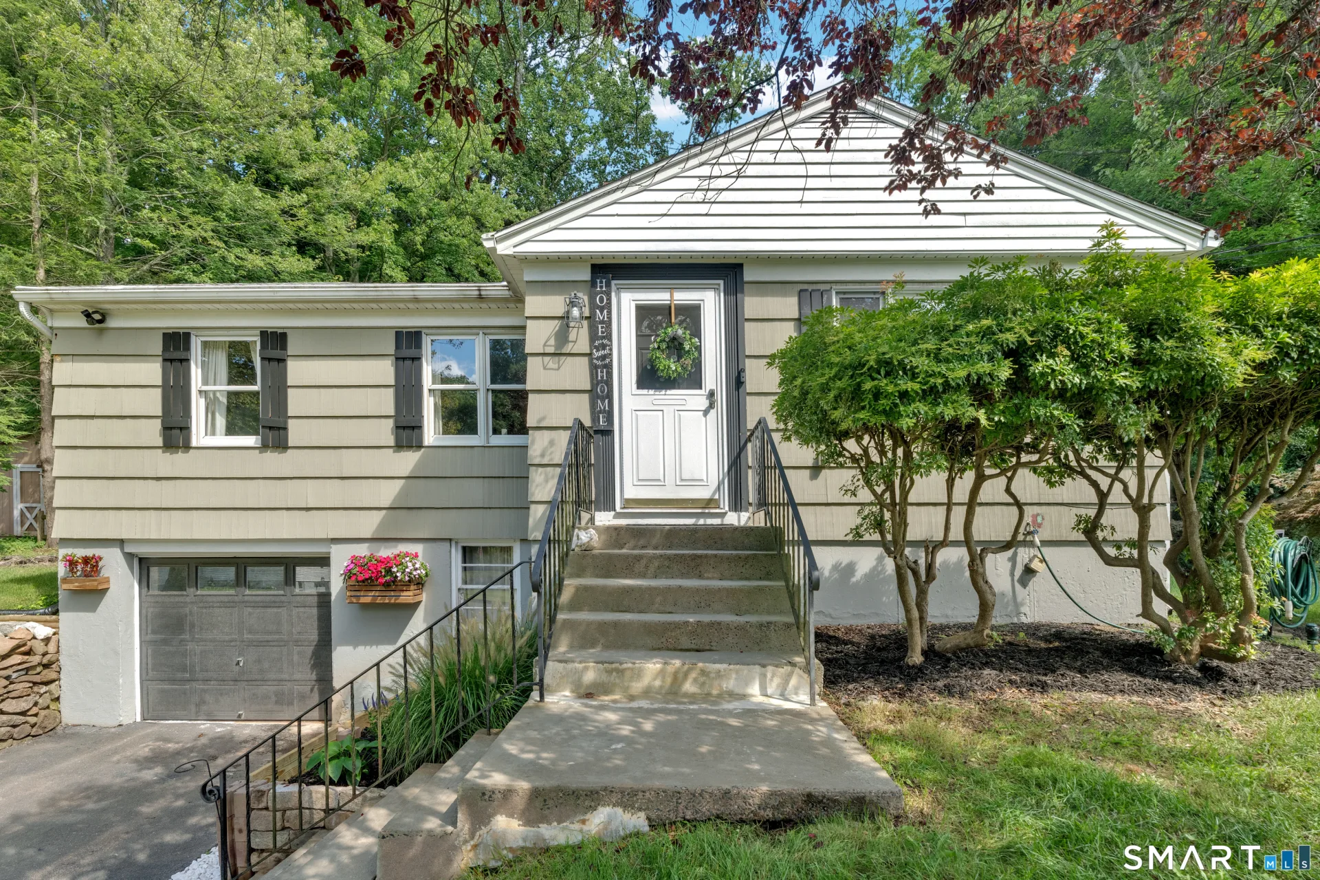 1338 Avon Boulevard, Cheshire, CT