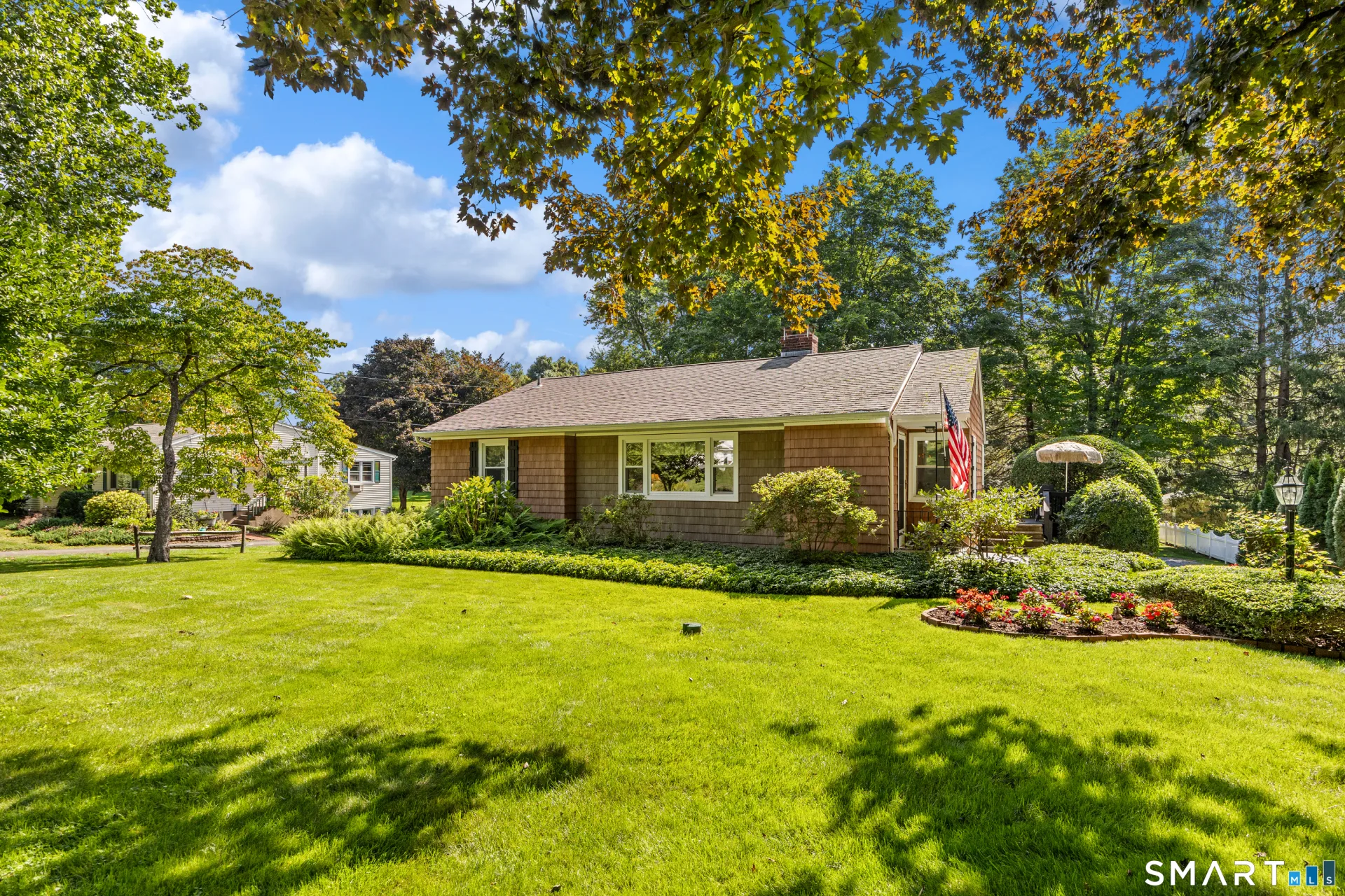 950 Peck Lane, Cheshire, CT