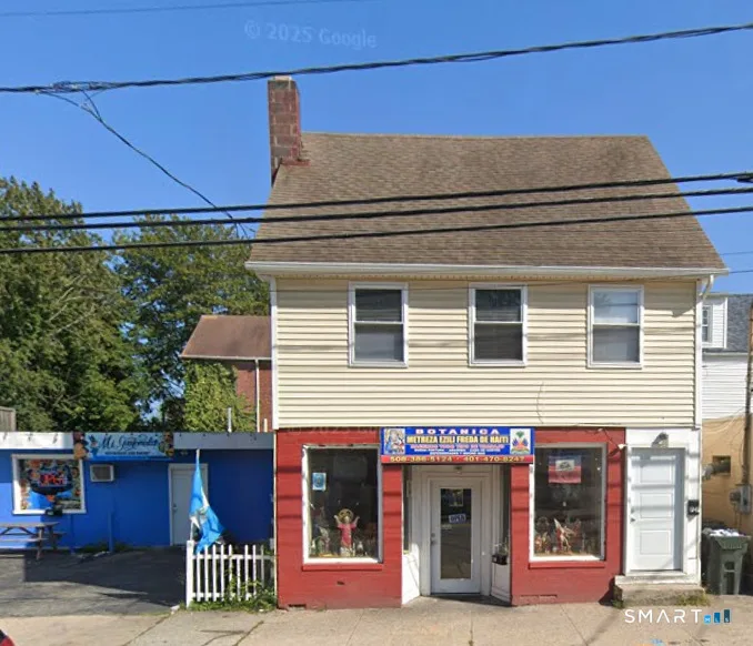 77 Truman Street, New London, CT