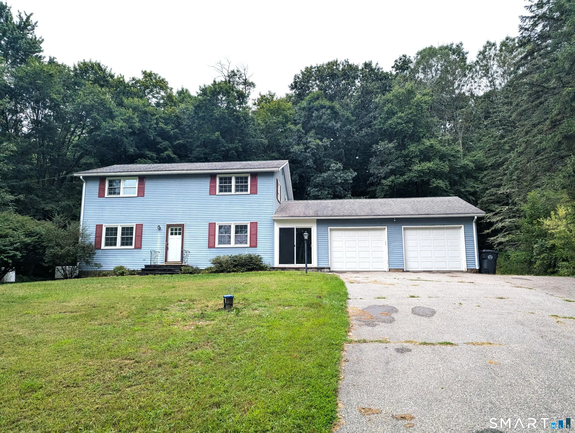 16 Colonial Drive, Columbia, CT