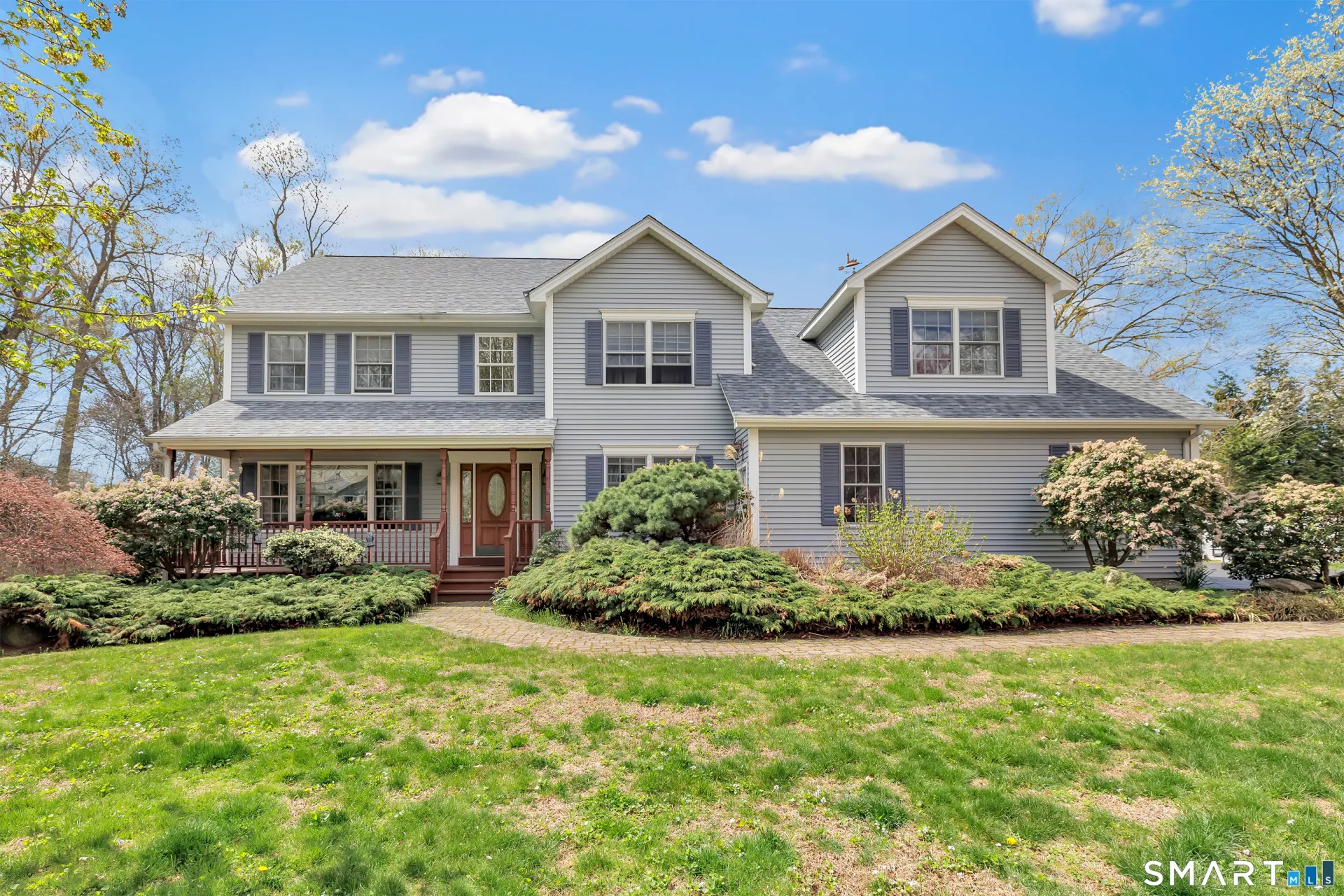 12 Beth Ann Circle, Milford, CT
