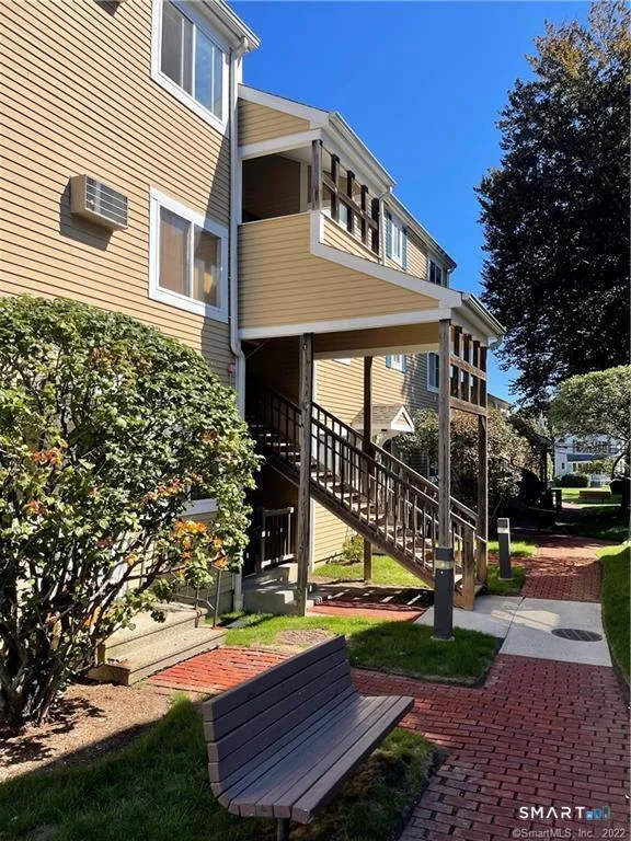135 Flax Hill Road #10, Norwalk, CT