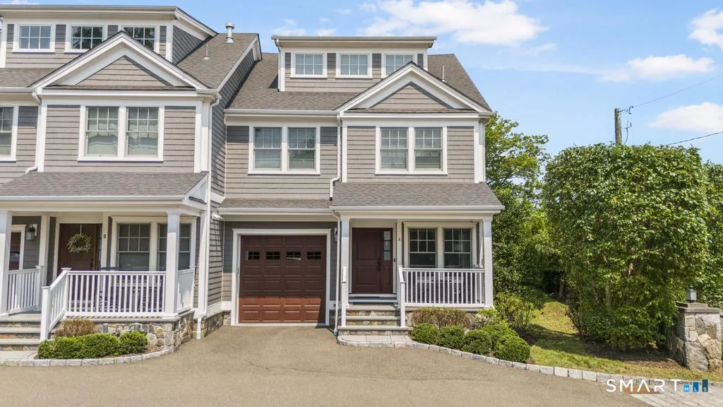 16 Hawthorne Street #A, Greenwich, CT