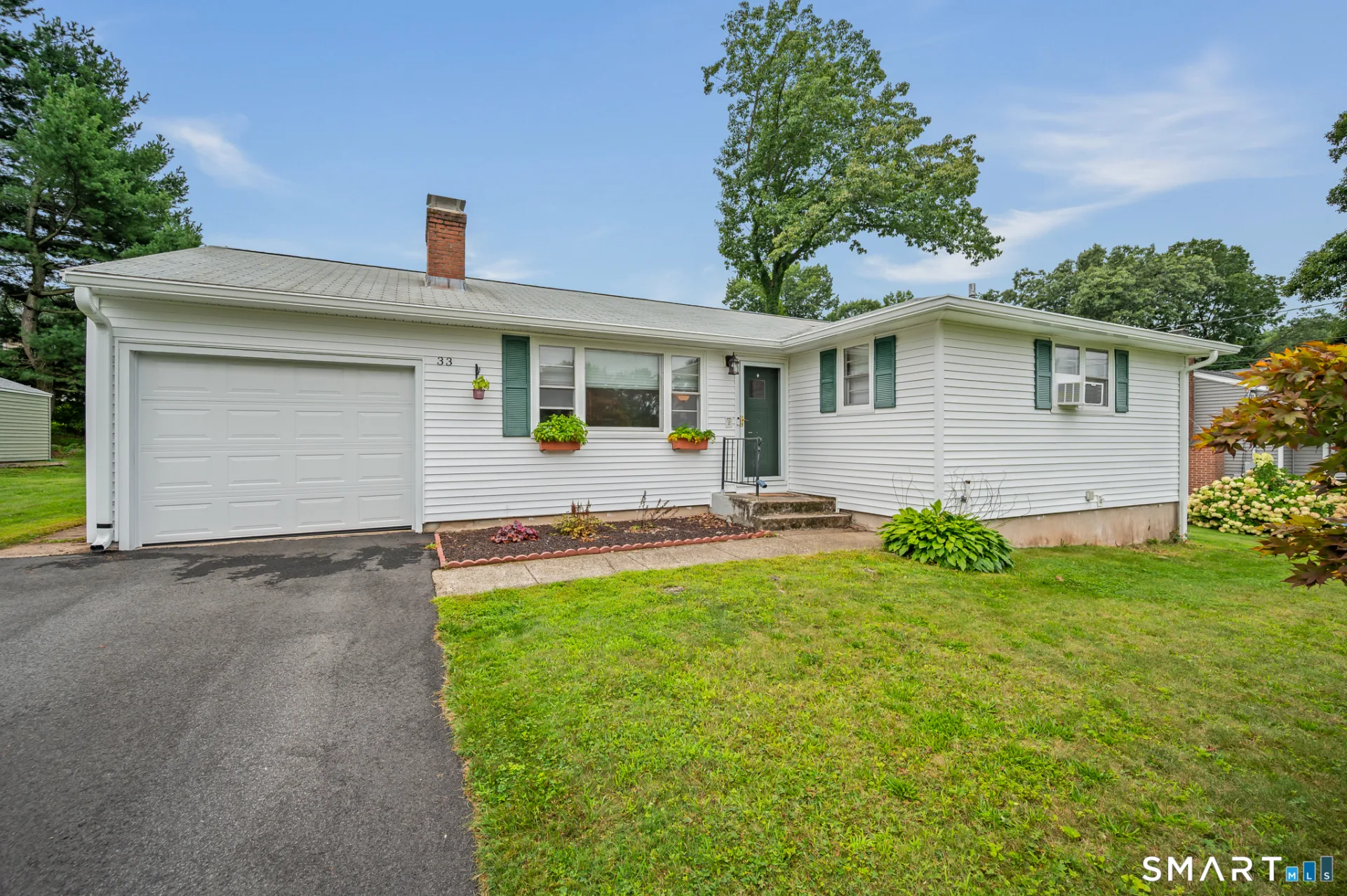 33 Shady Crest Road, Meriden, CT