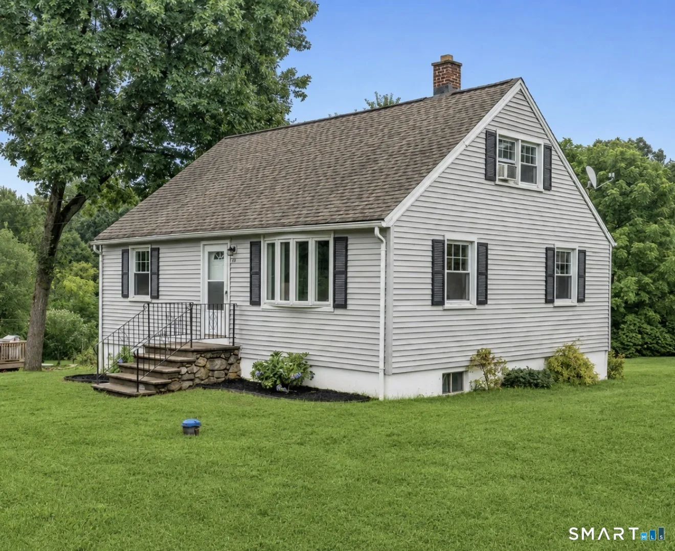 10 Genest Avenue, Prospect, CT