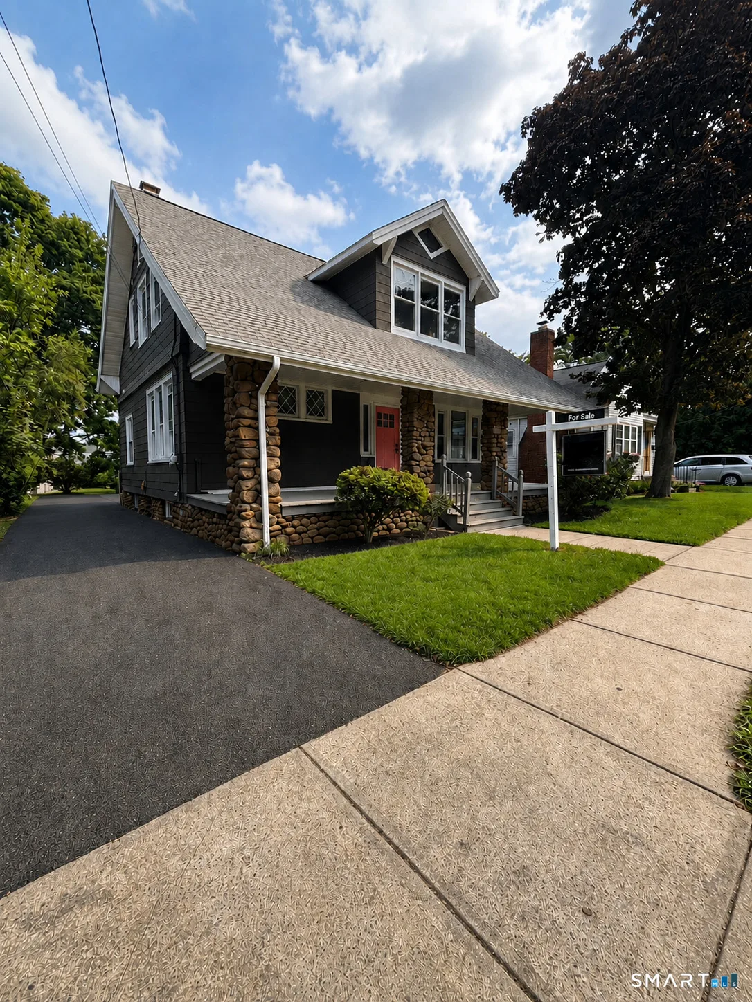 17 Ralston Avenue, Hamden, CT