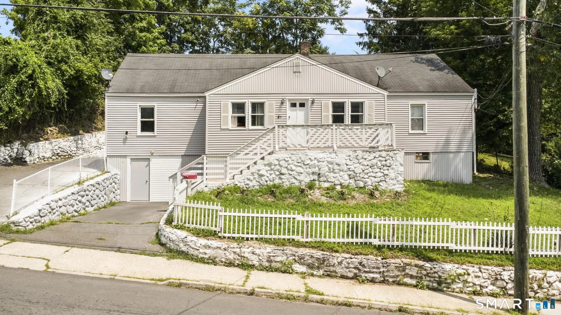 80 Niagara Street, Waterbury, CT