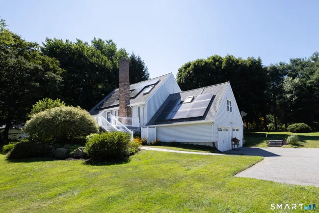 37 Davis Road