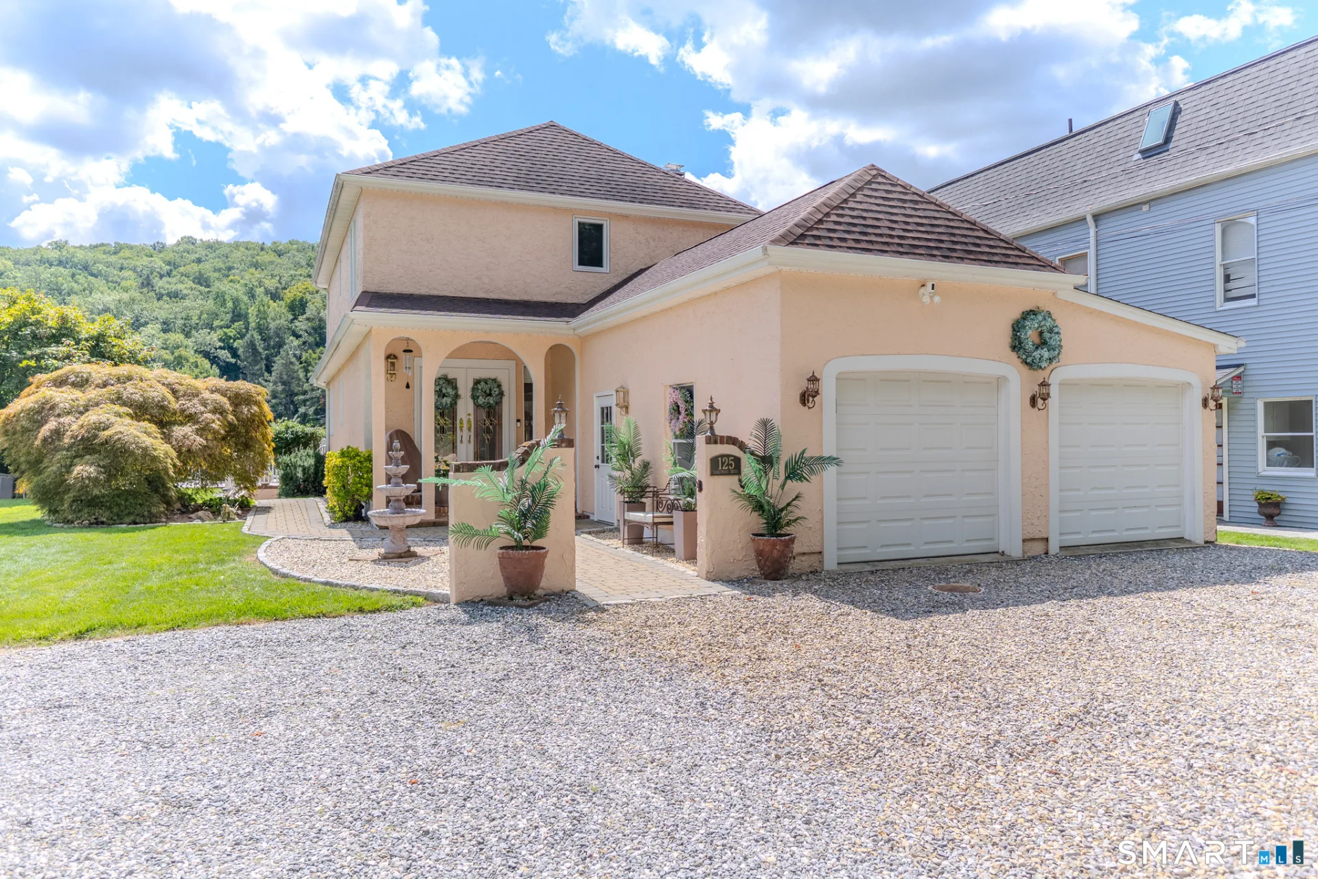 125 Lakemere Drive, Southbury, CT