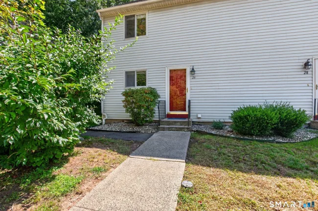 26 Larkspur Drive #26