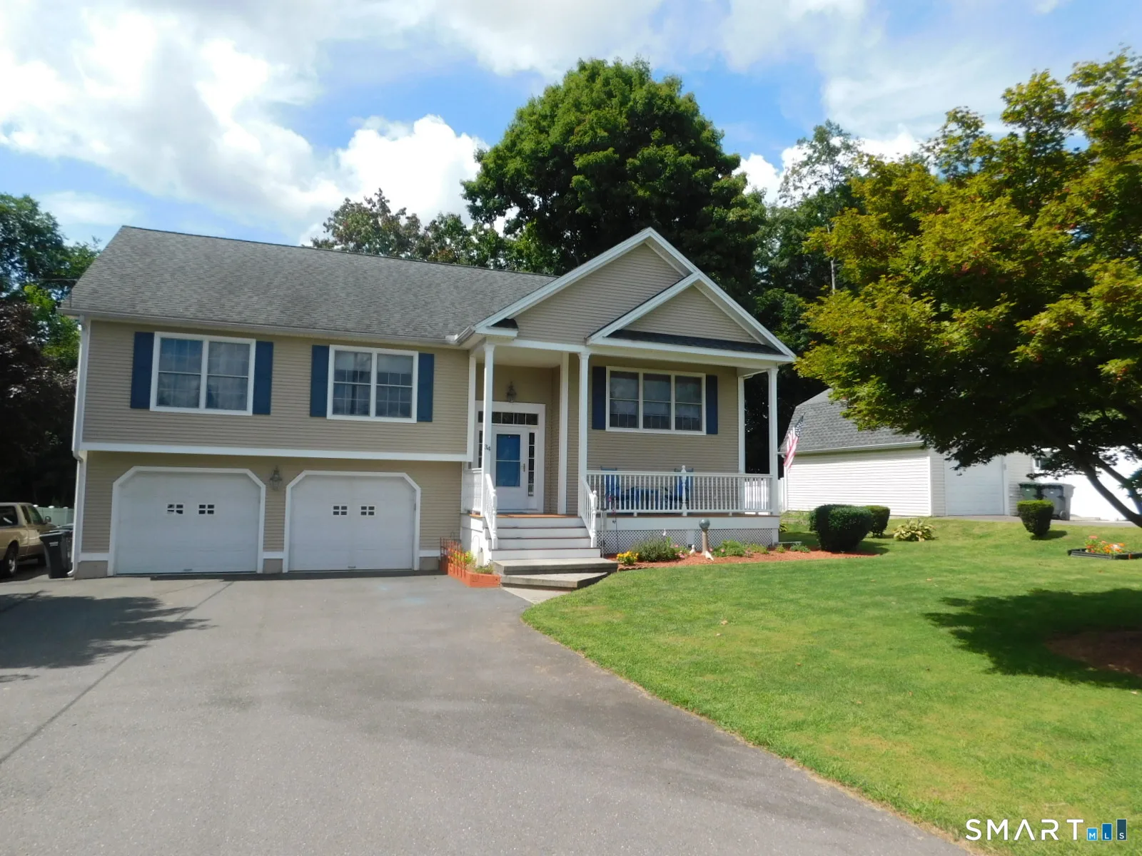 34 Connecticut Avenue, Southington, CT