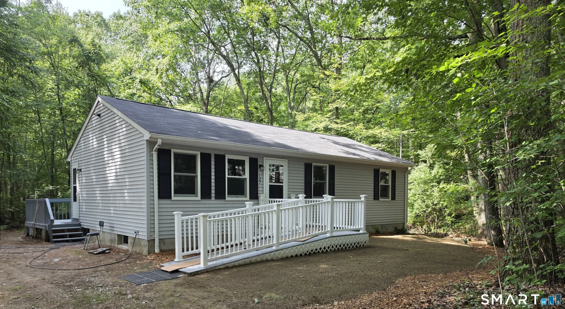 127 Azud Road, Thompson, CT
