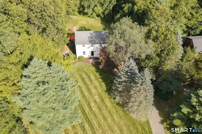 270 Guinevere Ridge