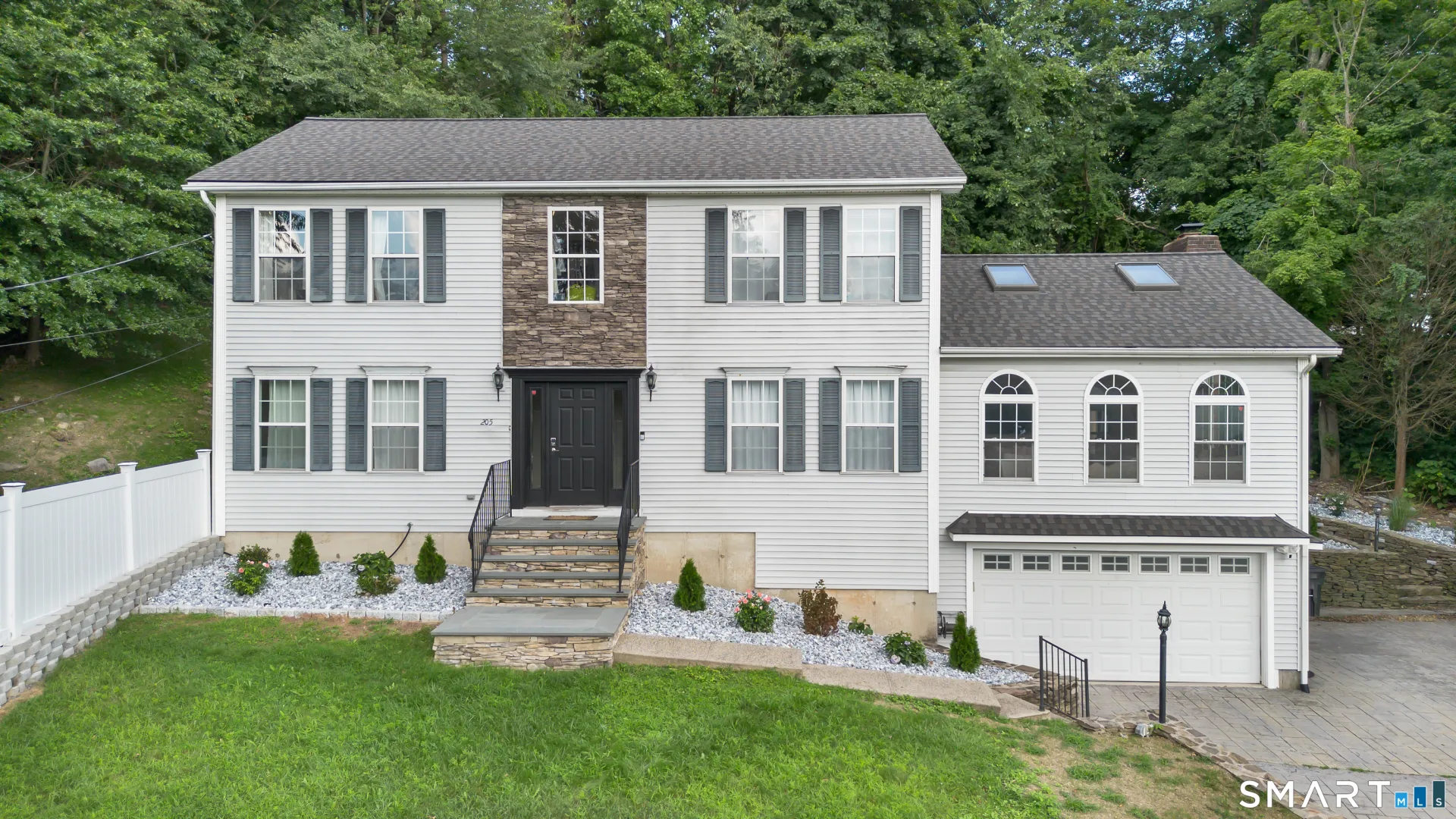 205 Country Club Road, Waterbury, CT