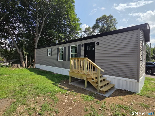 44 Norwich Avenue #3