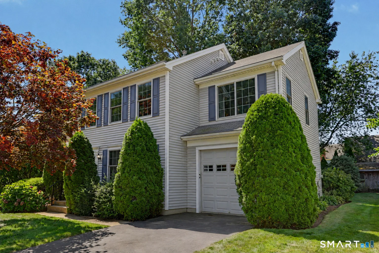 52 Oak Ridge Lane, Milford, CT