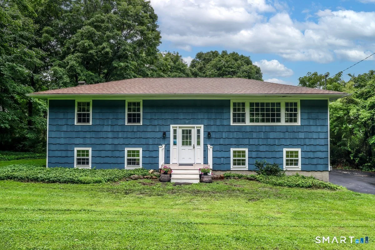 119 Upland Road, New Milford, CT