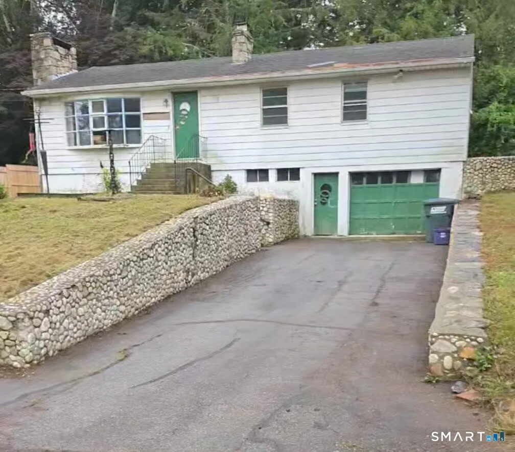 11 Sunset Avenue, Ledyard, CT