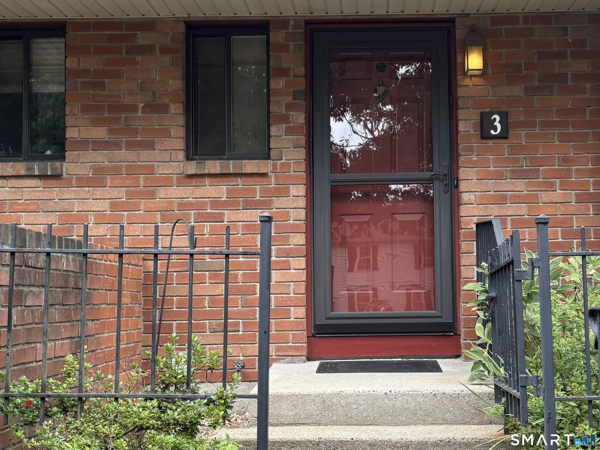 3 Danforth Lane #3, West Hartford, CT