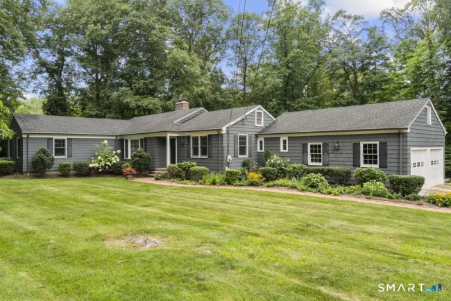46 Peck Hill Road