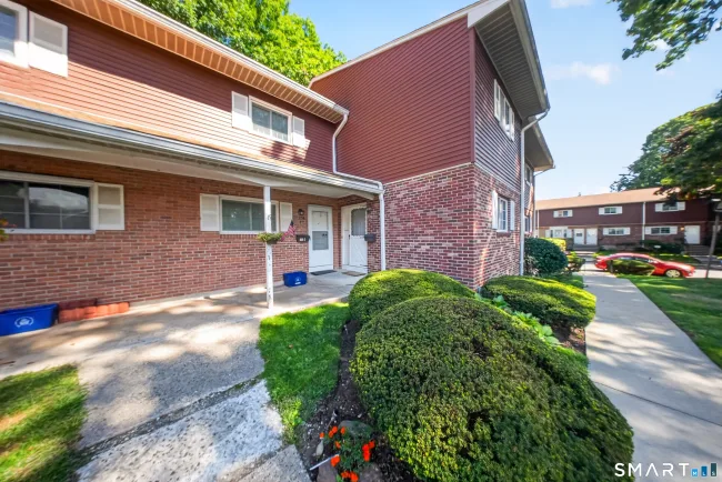 236 Edgemoor Road #B, Bridgeport, CT