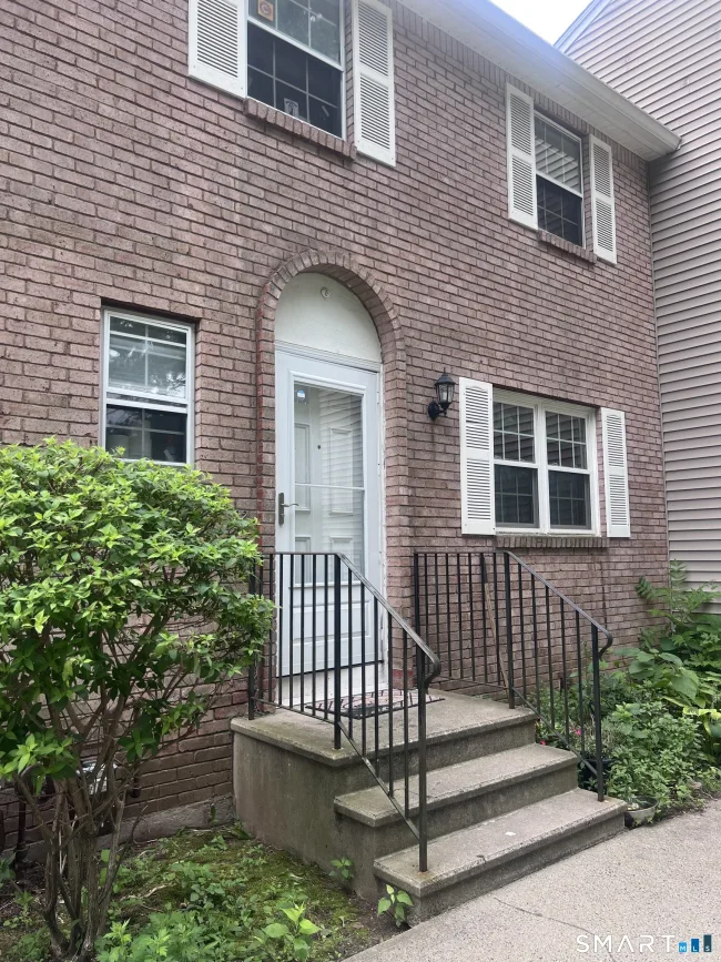 82 East Gate Lane #82