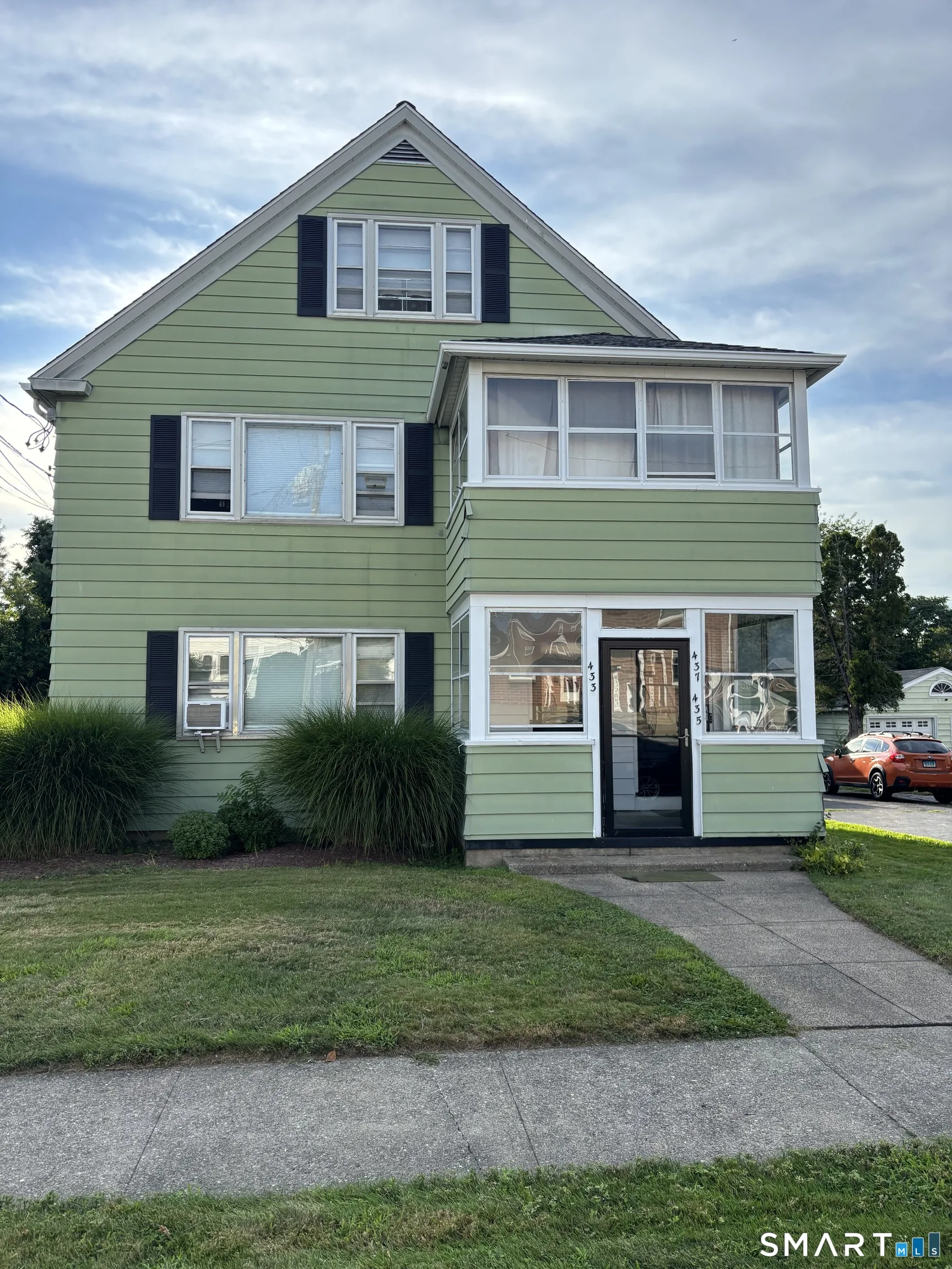 433 Thompson Street, Stratford, CT
