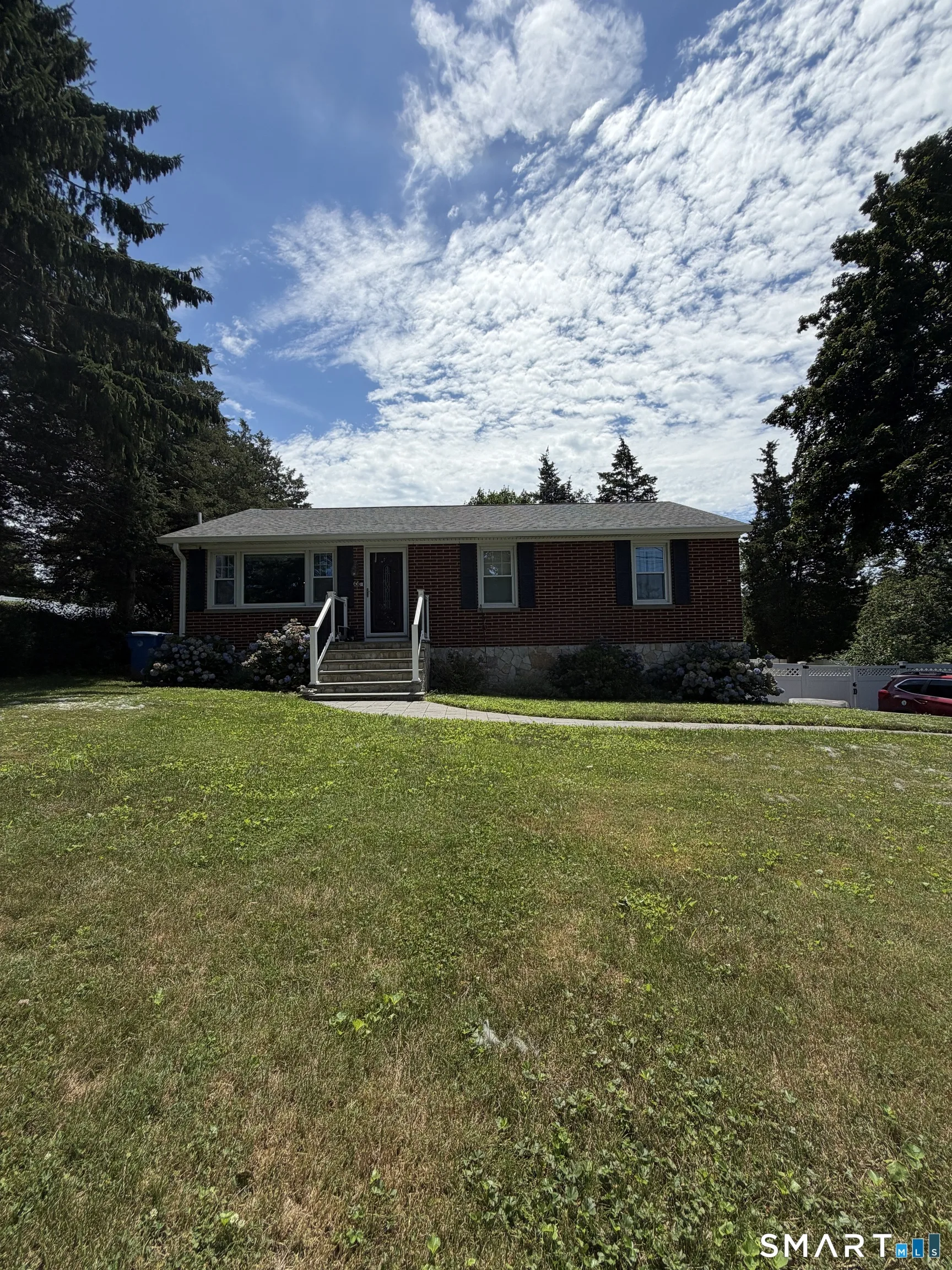 66 Newport Avenue, Shelton, CT
