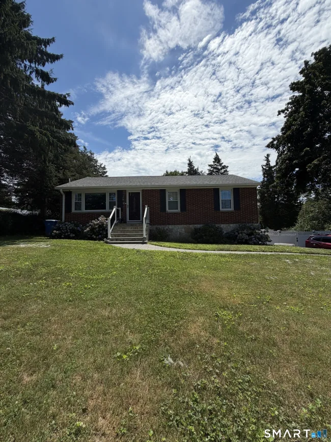 66 Newport Avenue
