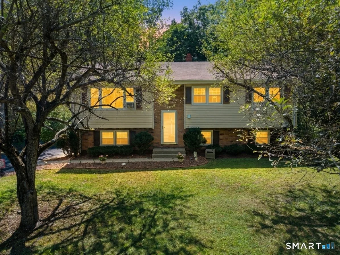 13 Polly Avenue, Killingly, CT