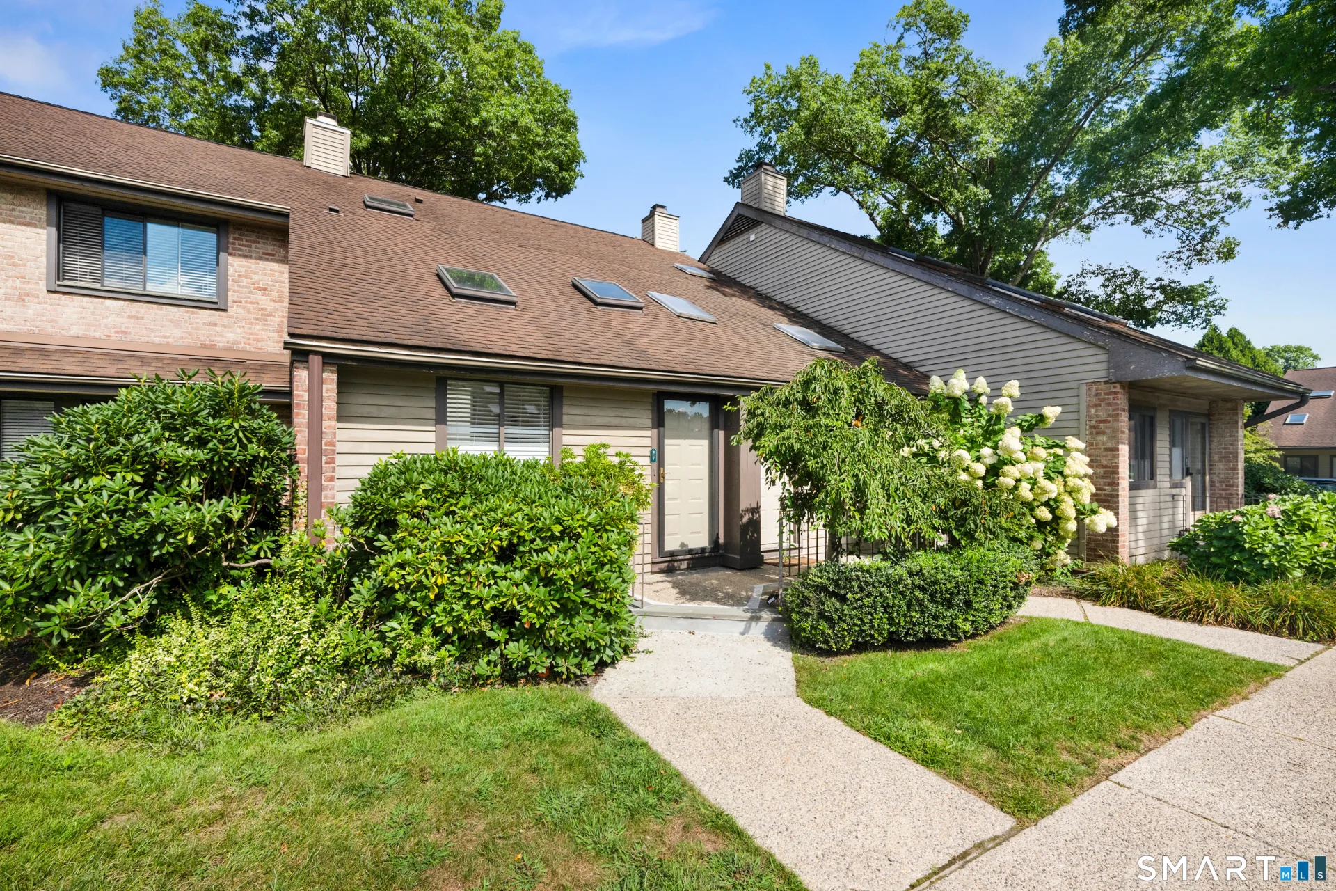 2437 Bedford Street #E7, Stamford, CT
