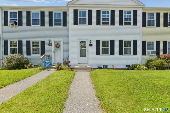 17 Lakeside Drive #N