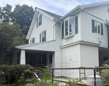 54 Beacon Manor Road, Naugatuck, CT