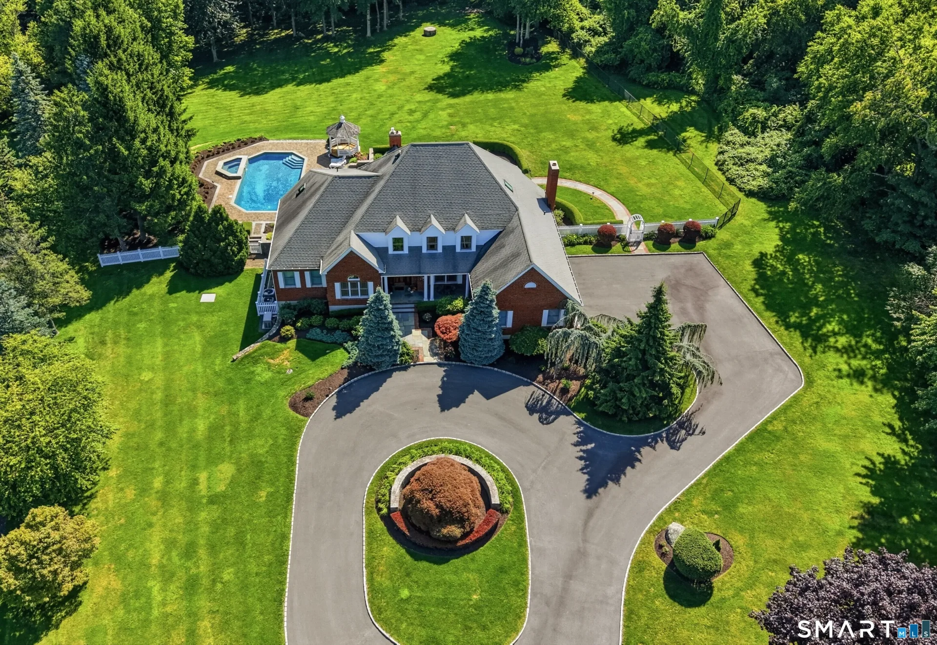 8 Huntington Lane, New Fairfield, CT