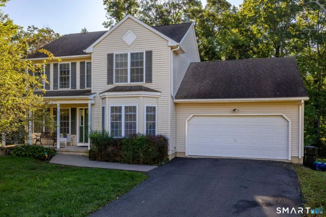 124 Cynrose Place
