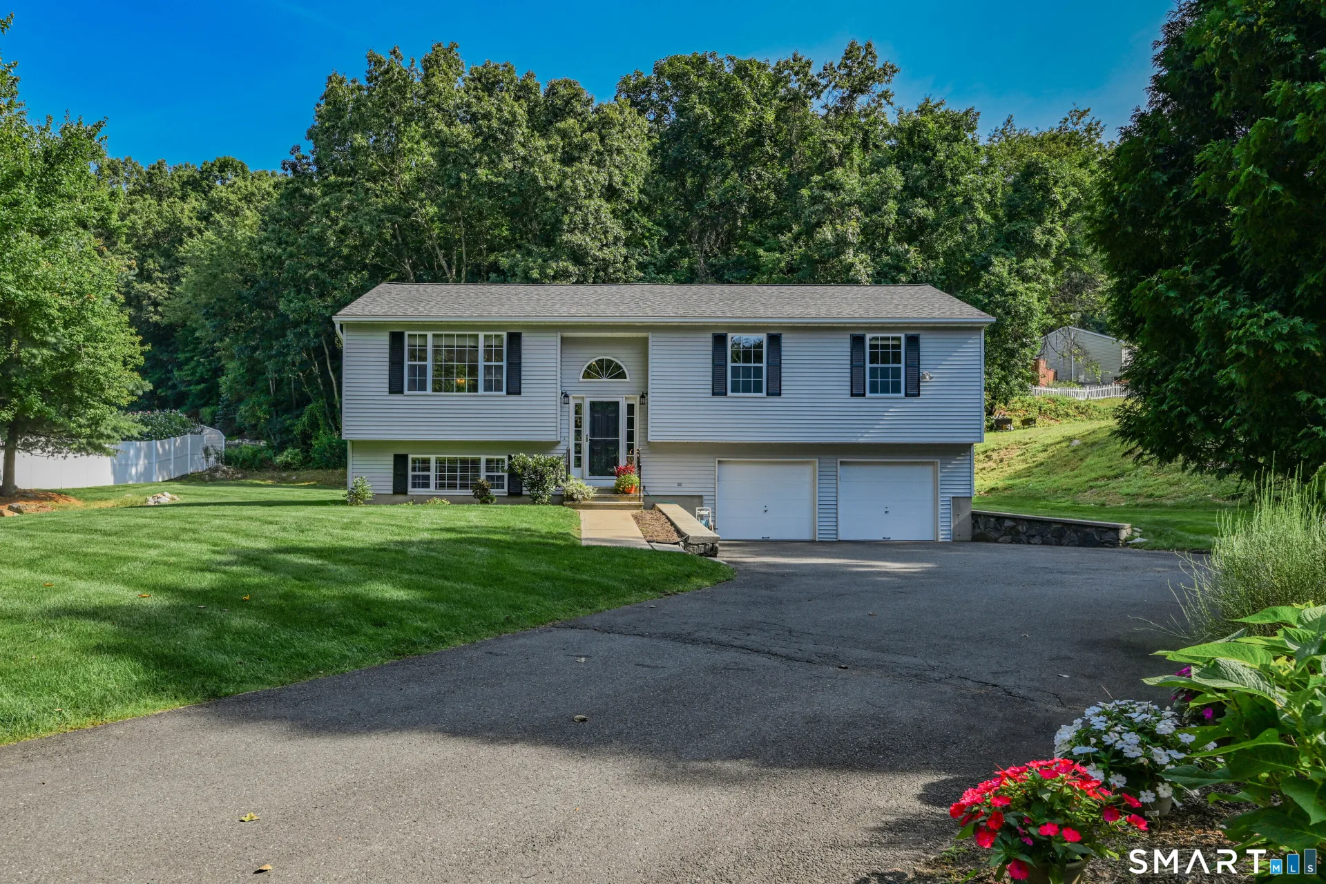 463 Burton Road, Beacon Falls, CT