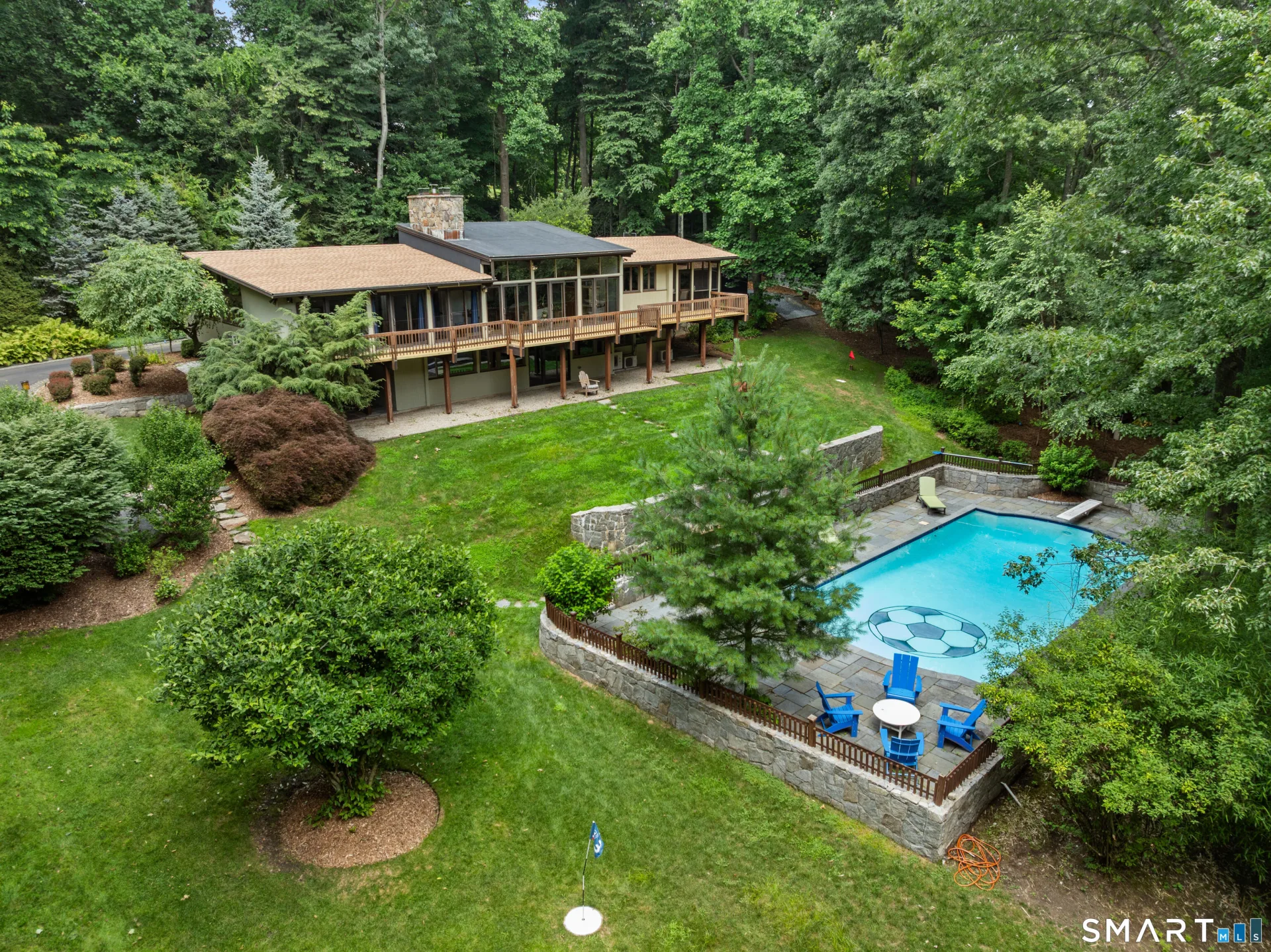132 Signal Hill Road, Wilton, CT