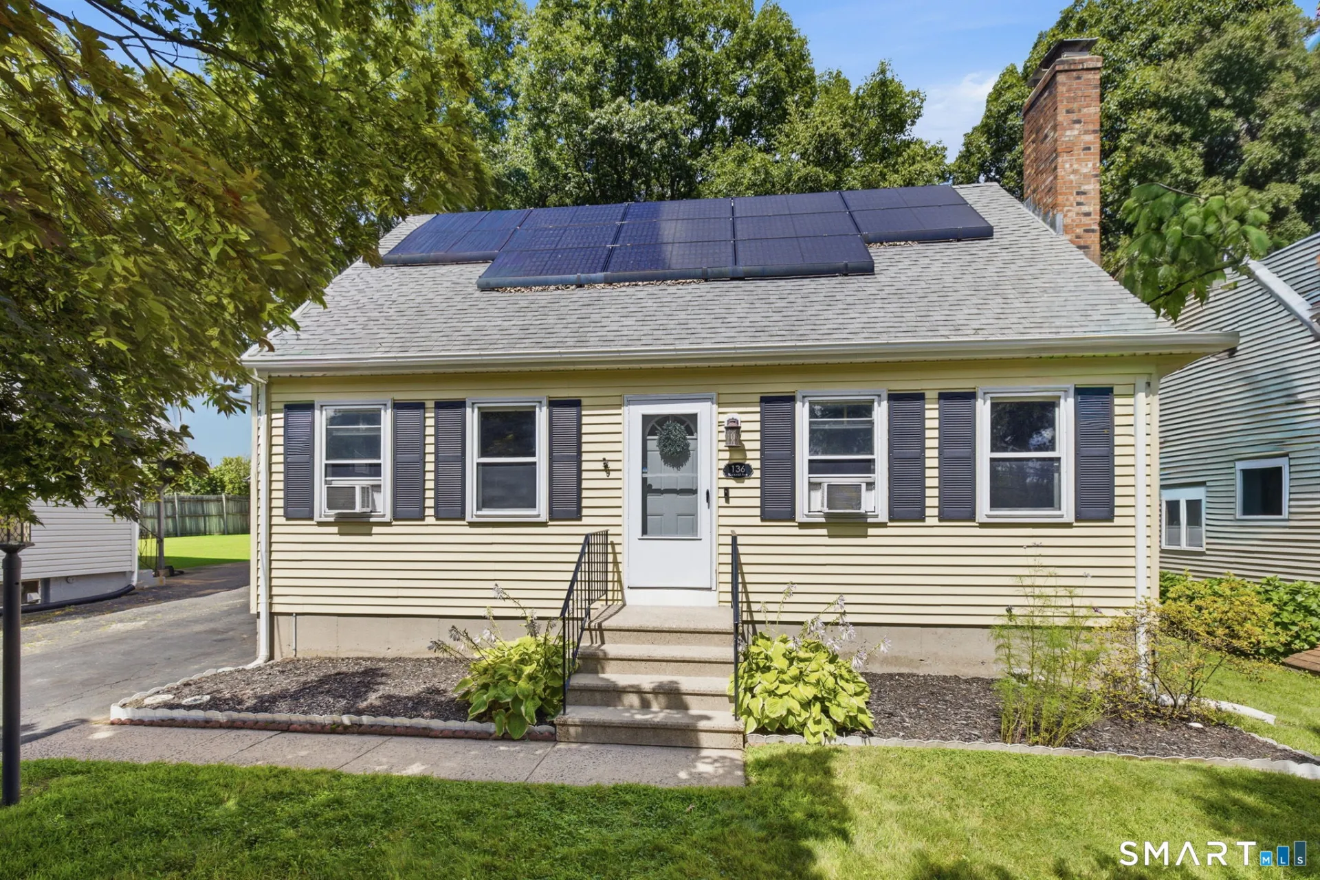 136 Rockwell Avenue, Bristol, CT