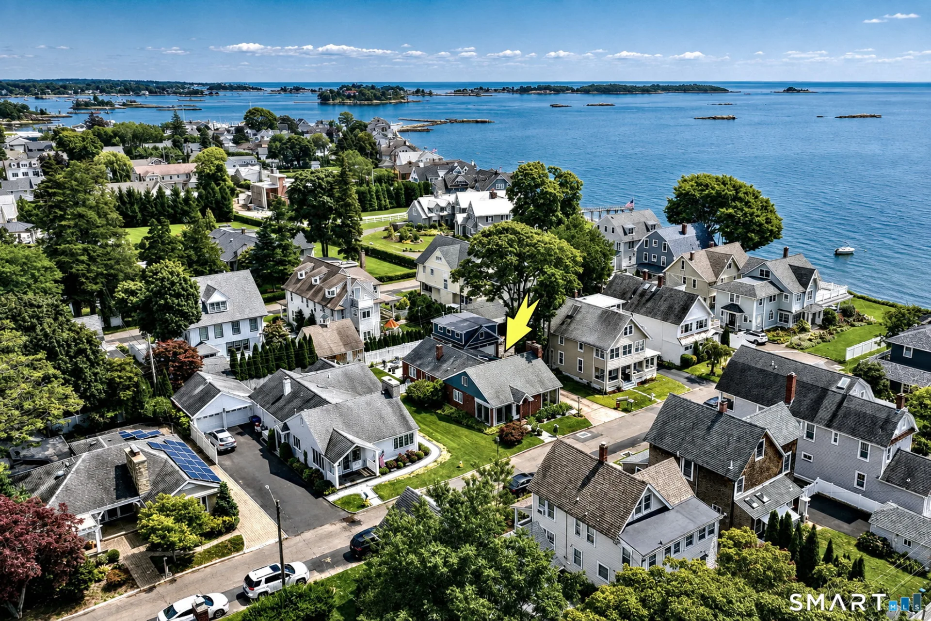 13 Crescent Bluff Avenue, Branford, CT
