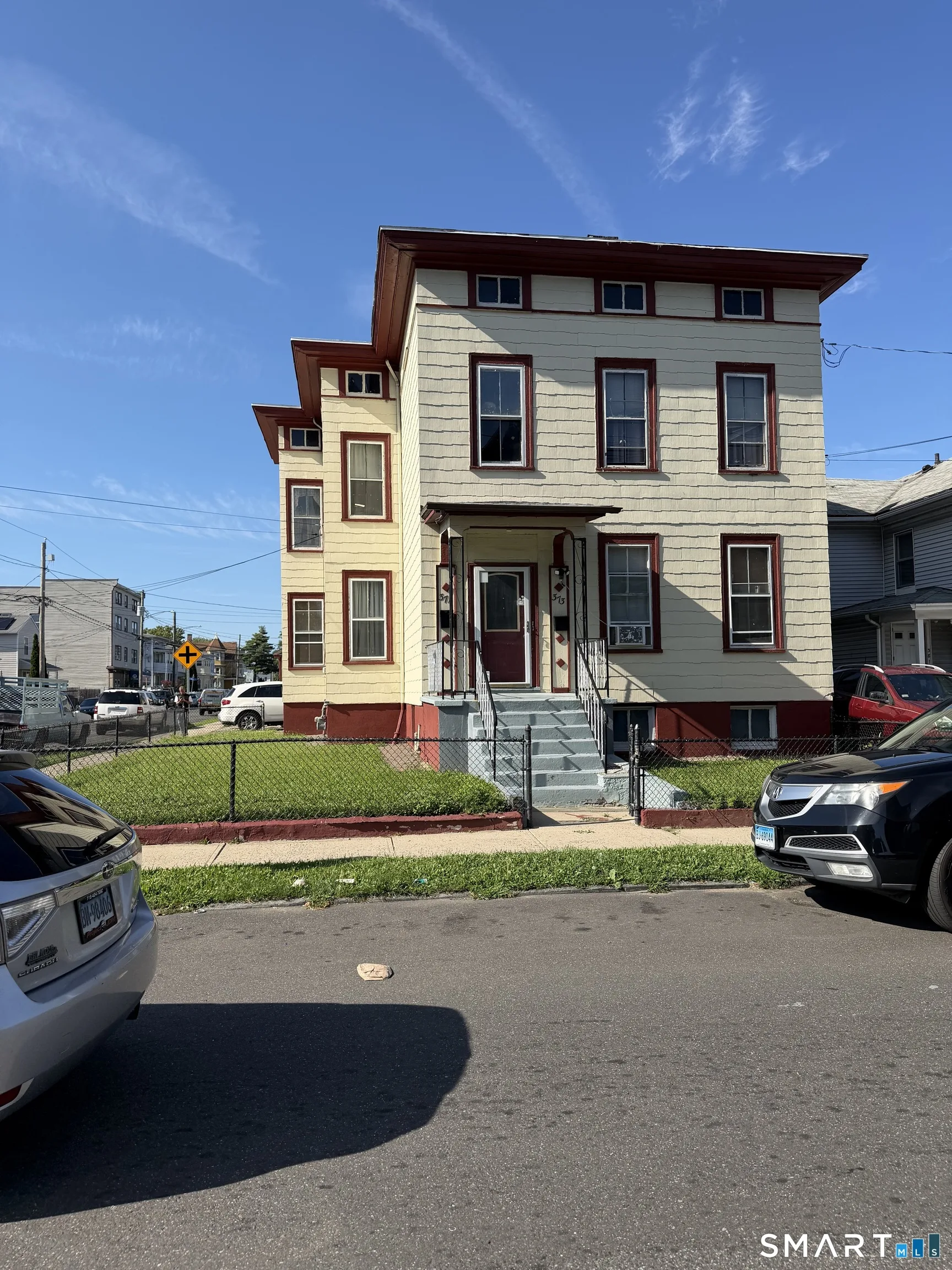 373 Arctic Street, Bridgeport, CT