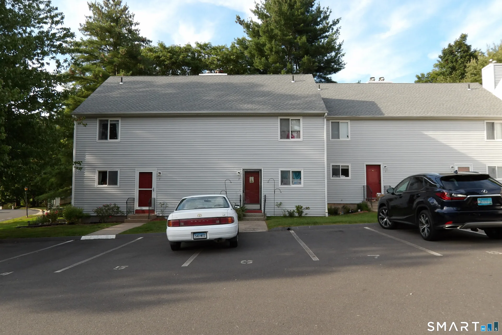 3 Pequot Court #3, Cromwell, CT