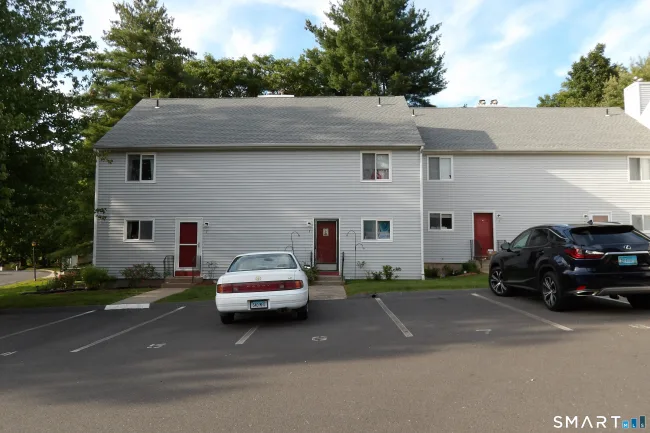 3 Pequot Court #3