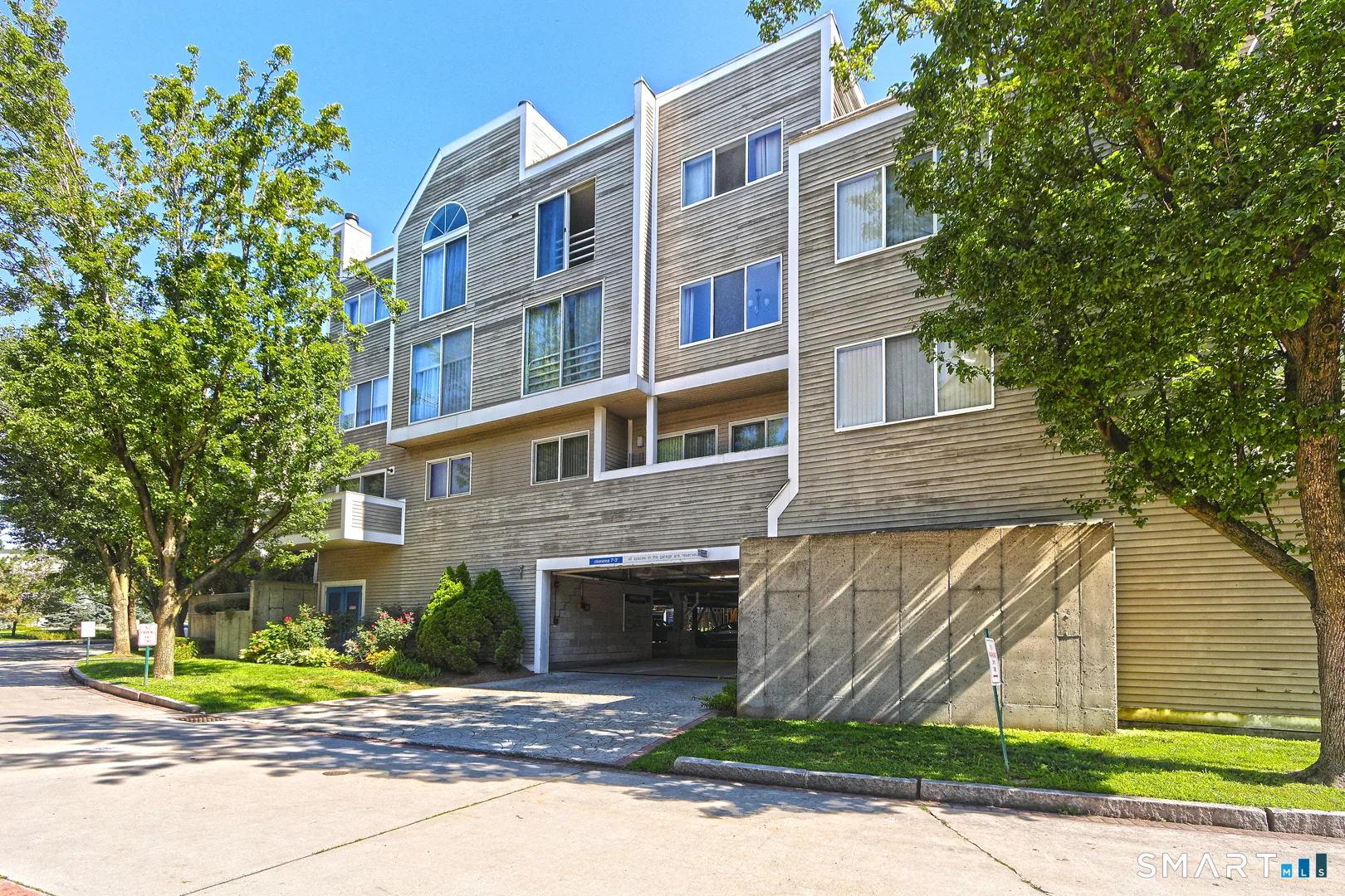 127 Harbour Close Close #127, New Haven, CT