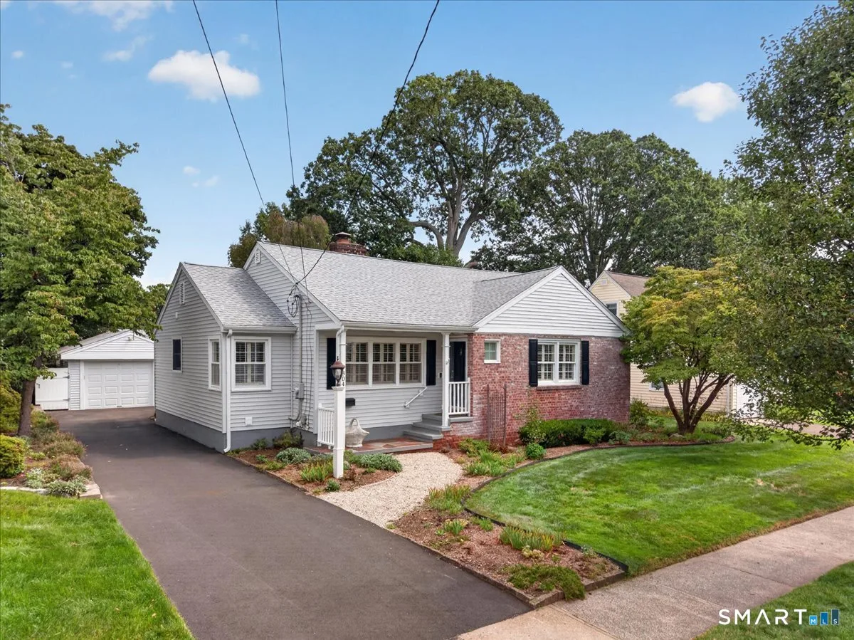 304 Davis Street, Hamden, CT