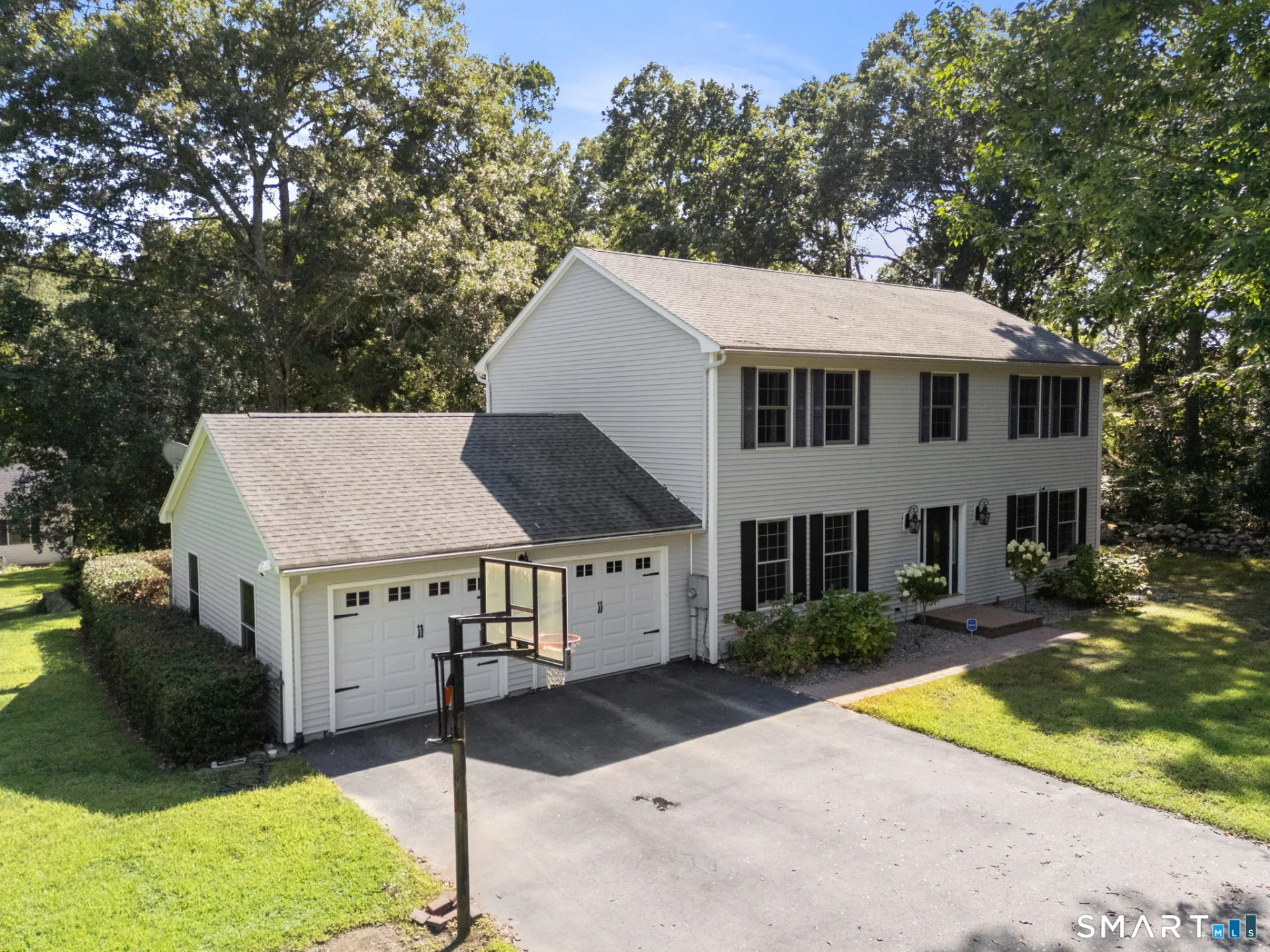 141 Briar Hill Road, Groton, CT