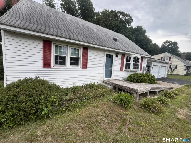 17 Queen Street, Enfield, CT